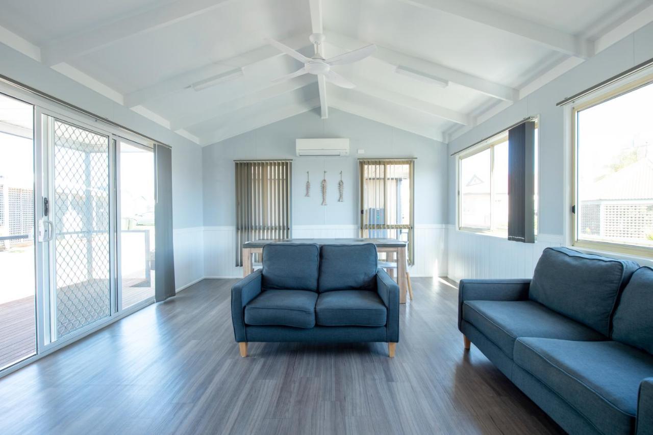 Wallaroo Beachfront Tourist Park Room photo